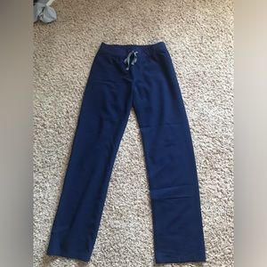 Figs. Yola.  Small tall.